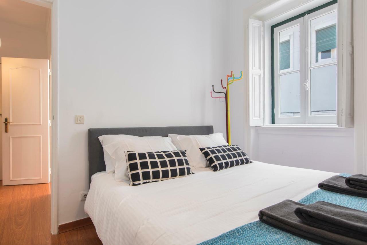 The Castle Life In 3Bdr Apartament Lisbon Exterior photo