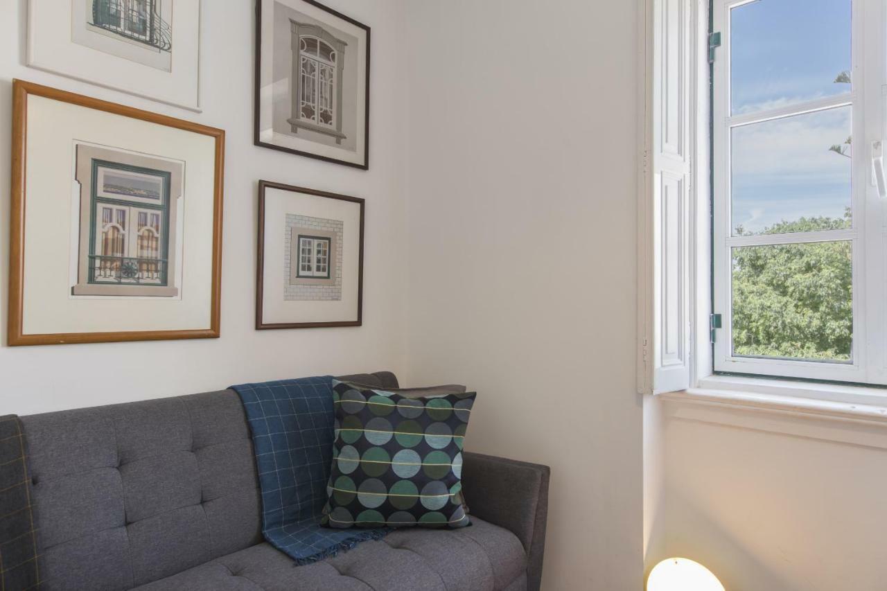 The Castle Life In 3Bdr Apartament Lisbon Exterior photo